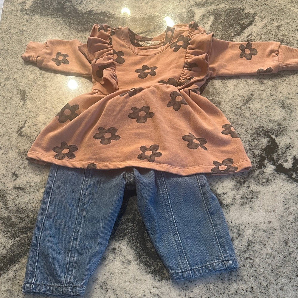 Jessica‎ Simpson sweatshirt dress and Easy Peasy Jeans 12 month baby girl outfit